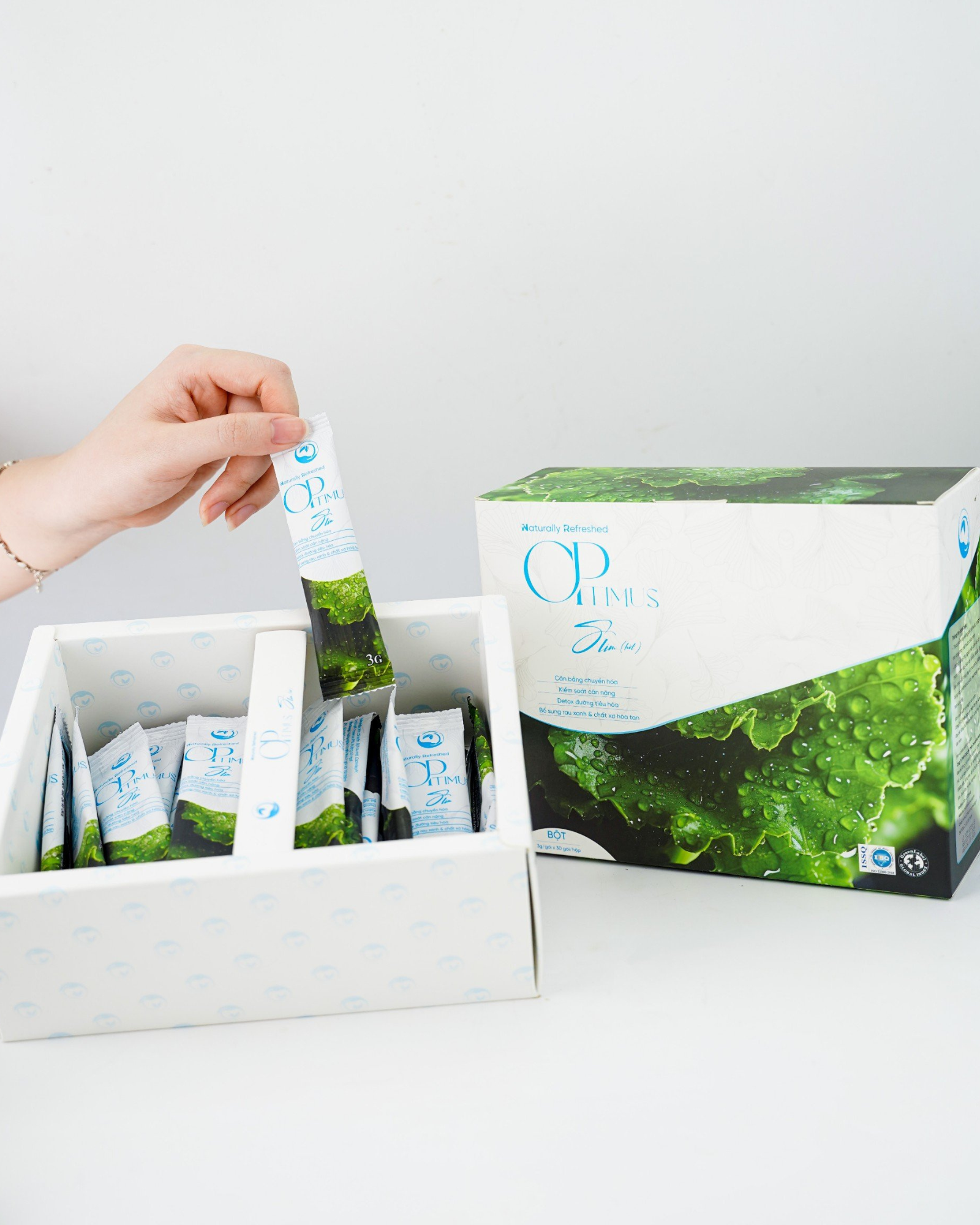 NATURALLY REFRESHED OPTIMUS SLIM
